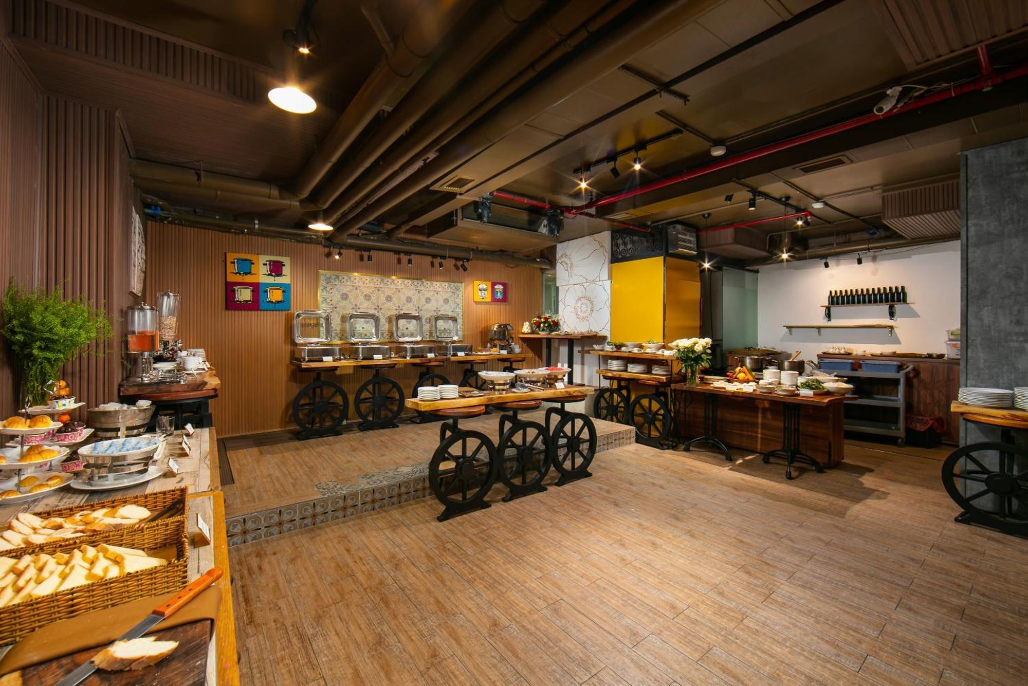 הו צ'י מין סיטי Nesta Hotel Saigon מראה חיצוני תמונה